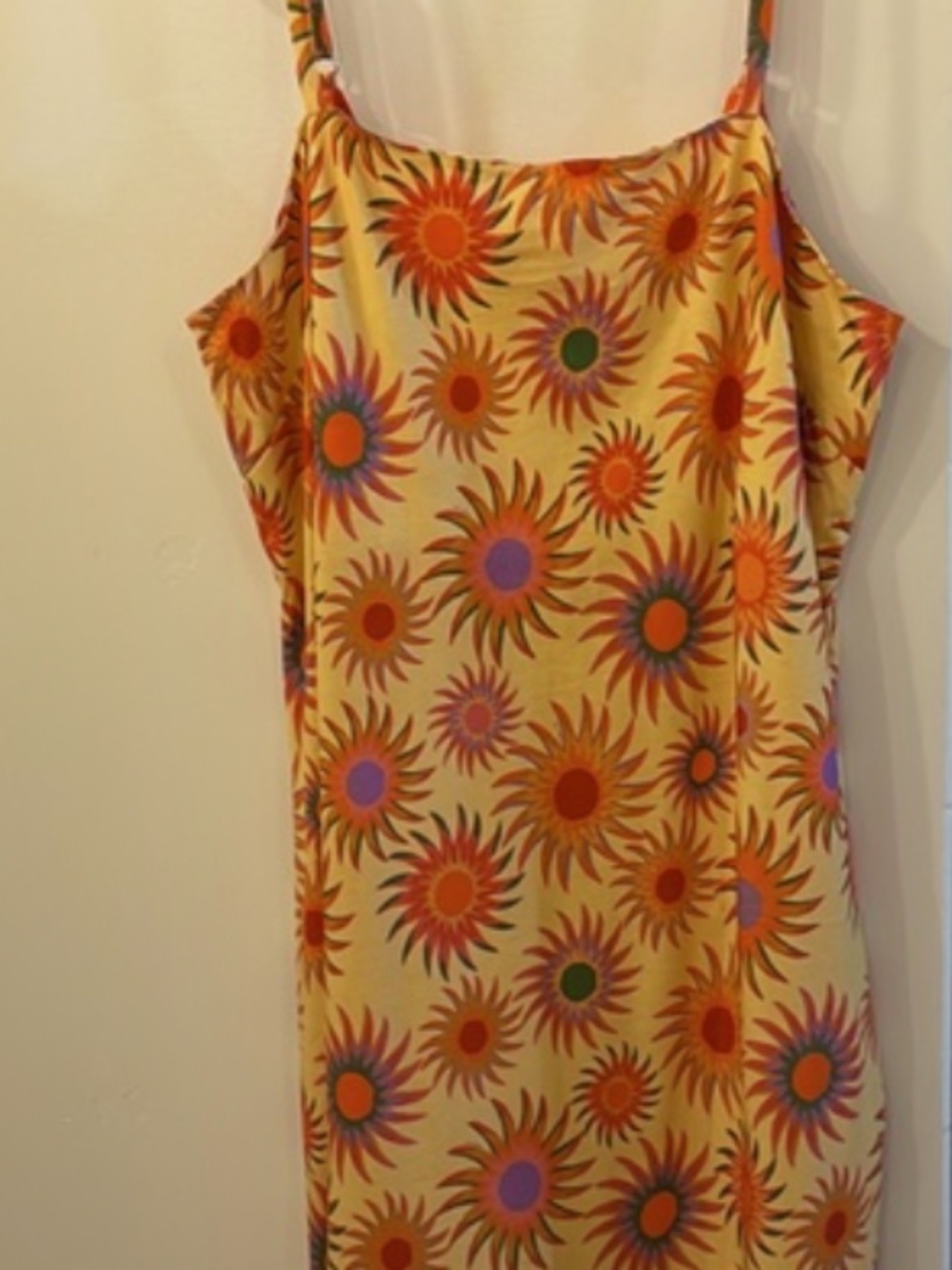 FARM Rio Beautiful, fun Summer dress.